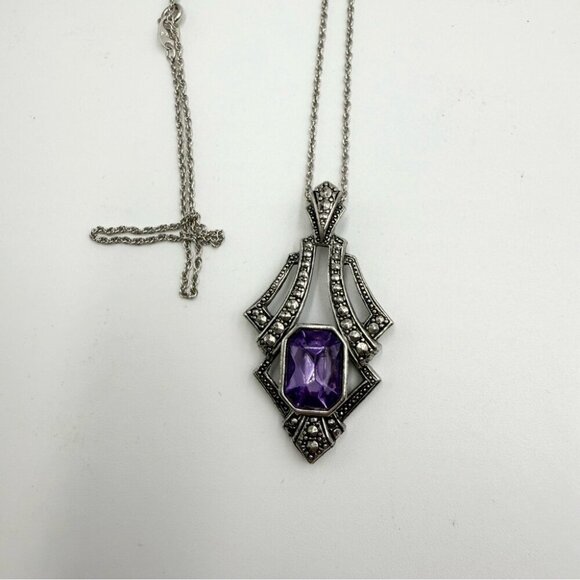 Vtg Avon 1994 Art Deco Necklace Faux Amethyst Marcasite Pendant in SilverTone - Picture 5 of 9